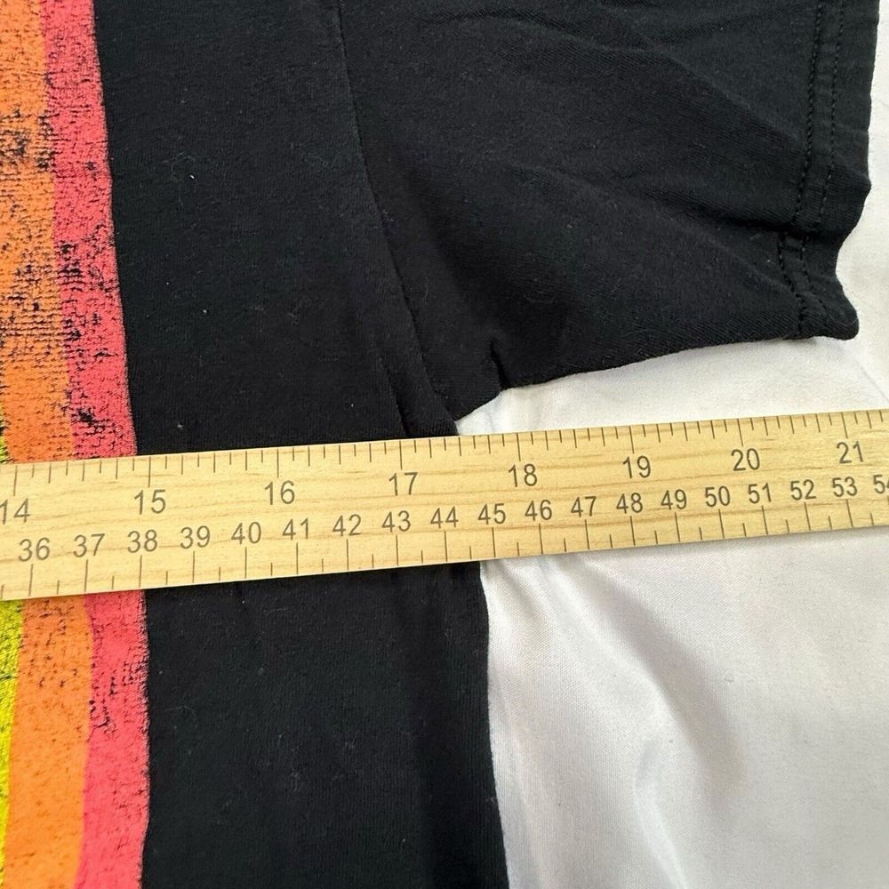 Strangers‎ Things Men's Day Retro Poster Design Short Sleeve T-Shirt Size Medium - Picture 4 of 4